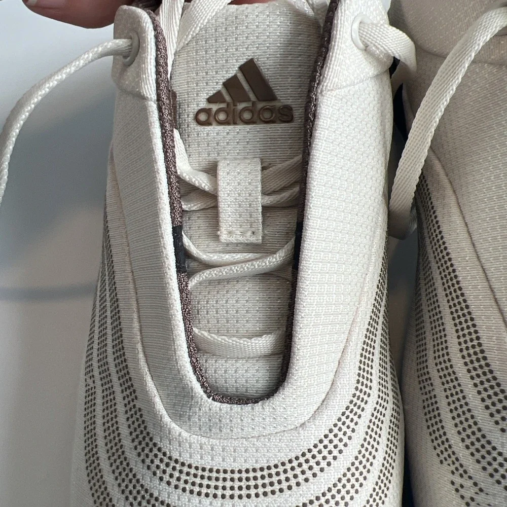 Adidas Women's Size 7.5 Z-Traxion Golf Shoes Cream Brown Spiked